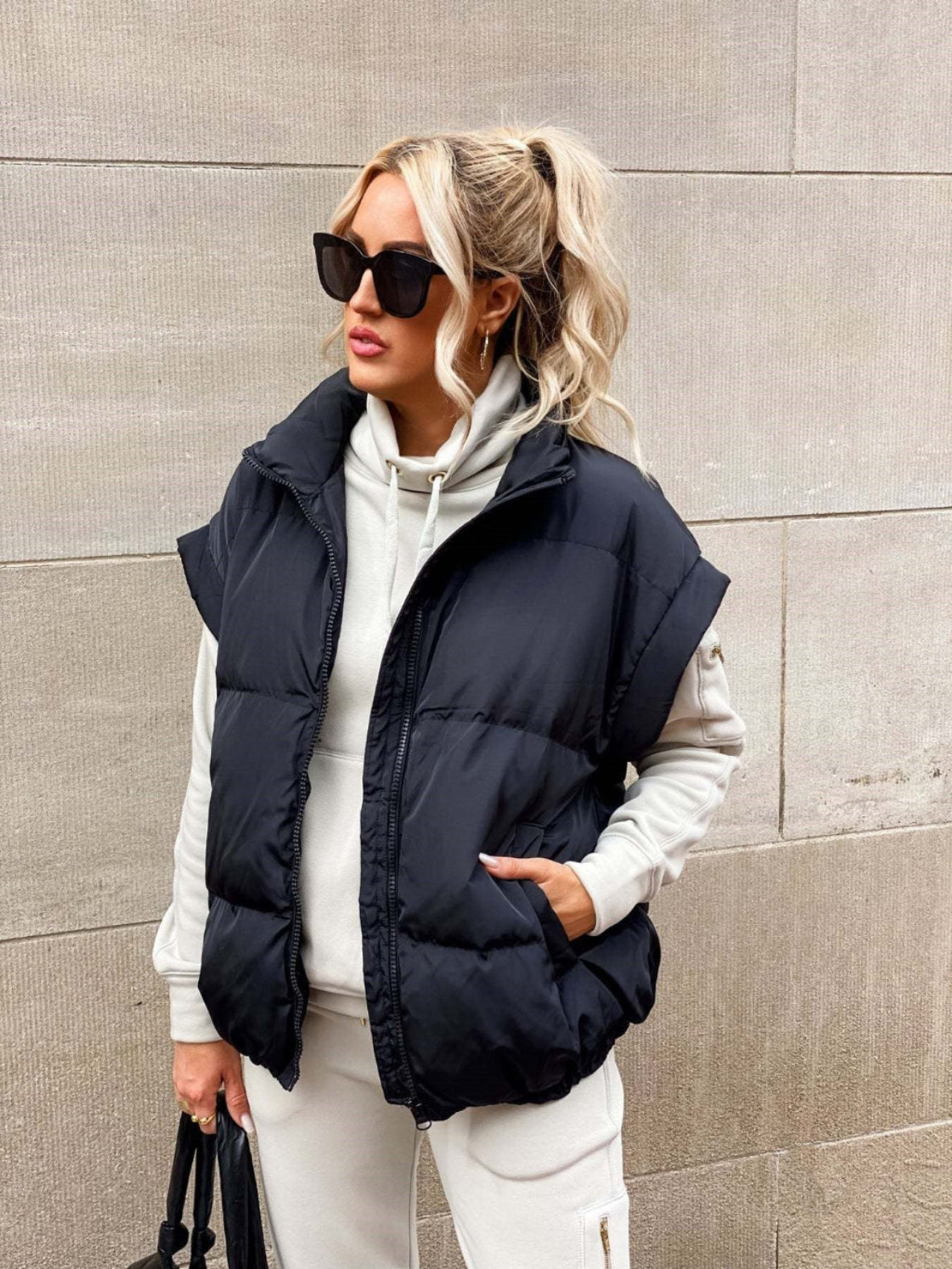 Jessica - Trendy vesta s rukávy