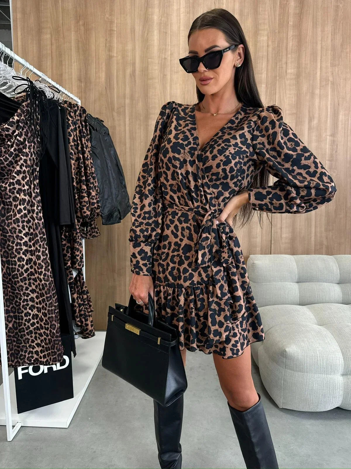 Amelia - Floral Print Mini Dress